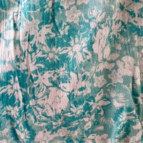 NWT - Girls shorts and top two-piece set - Picture 5 of 5